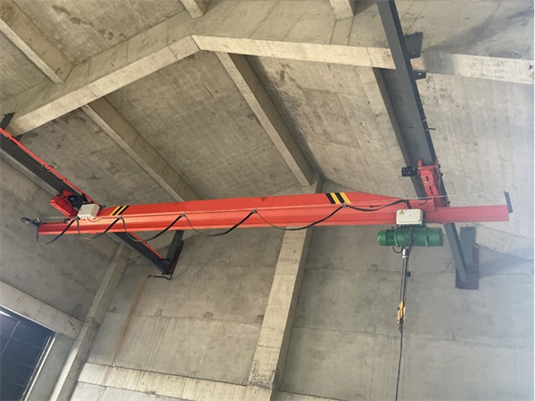 overhead suspension crane